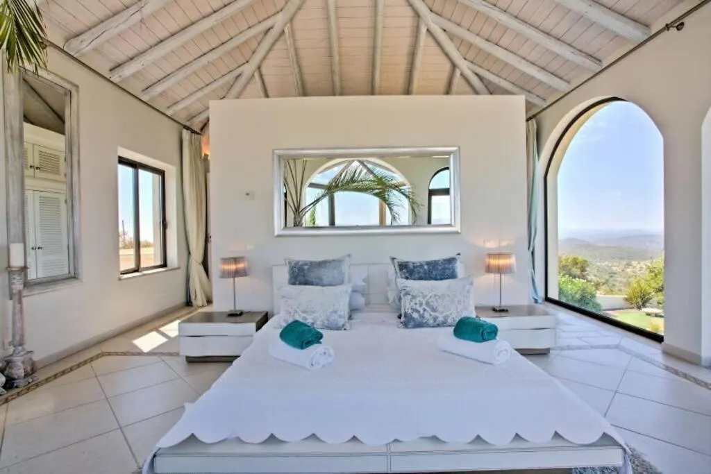 Luxury Villa On Top Of The World - Casa Rupi Picota